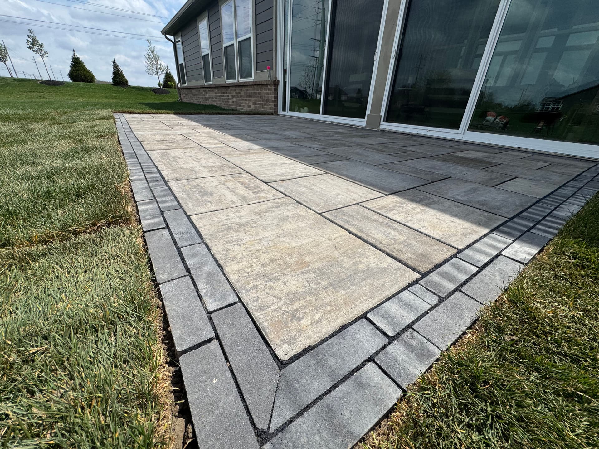 Gallery photos for Why a Paver Patio Beats a Concrete Slab Every Time: Image #2