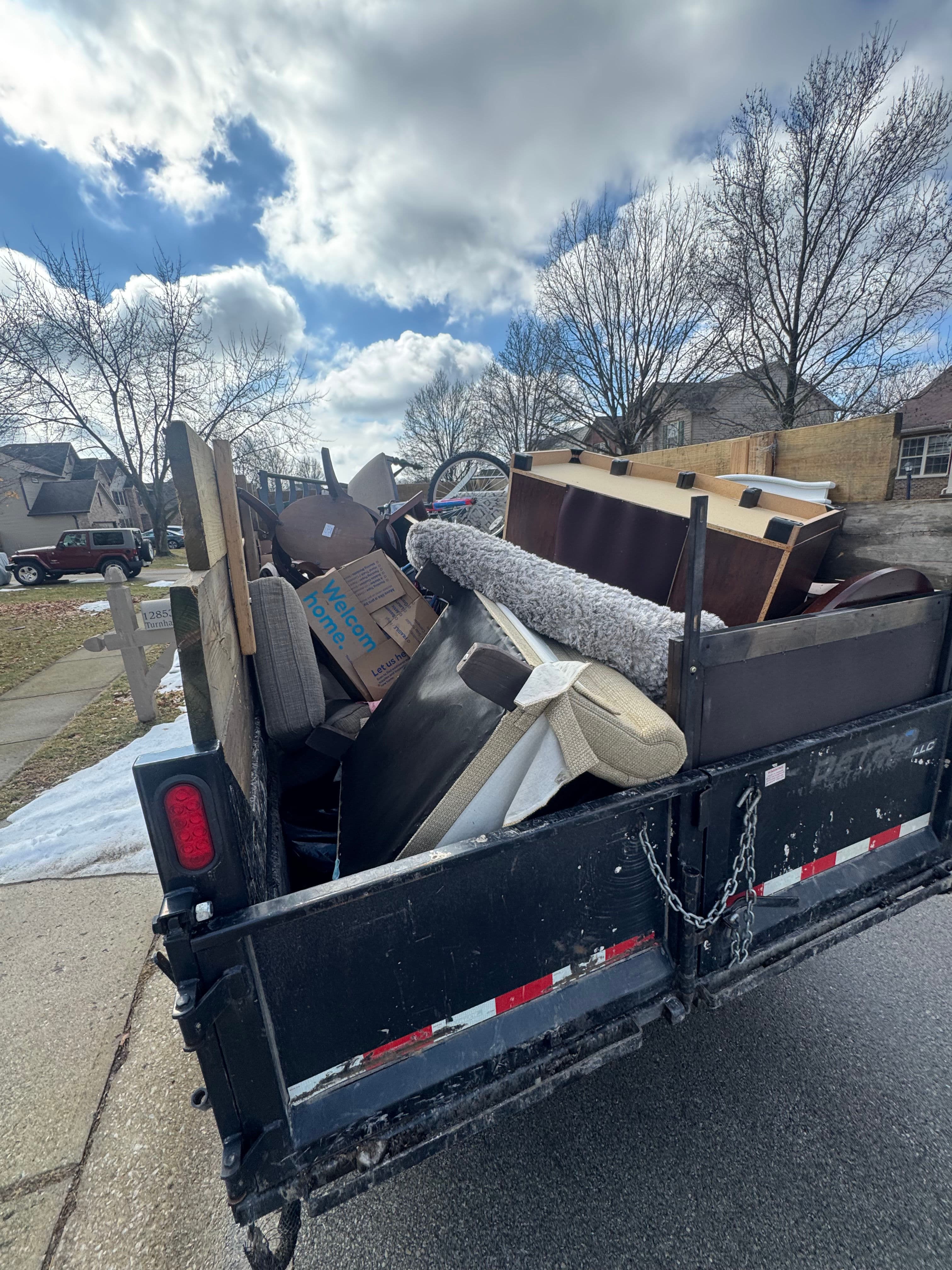 Project Efficient Winter Cleanup with Our Expert Junk Removal Service image