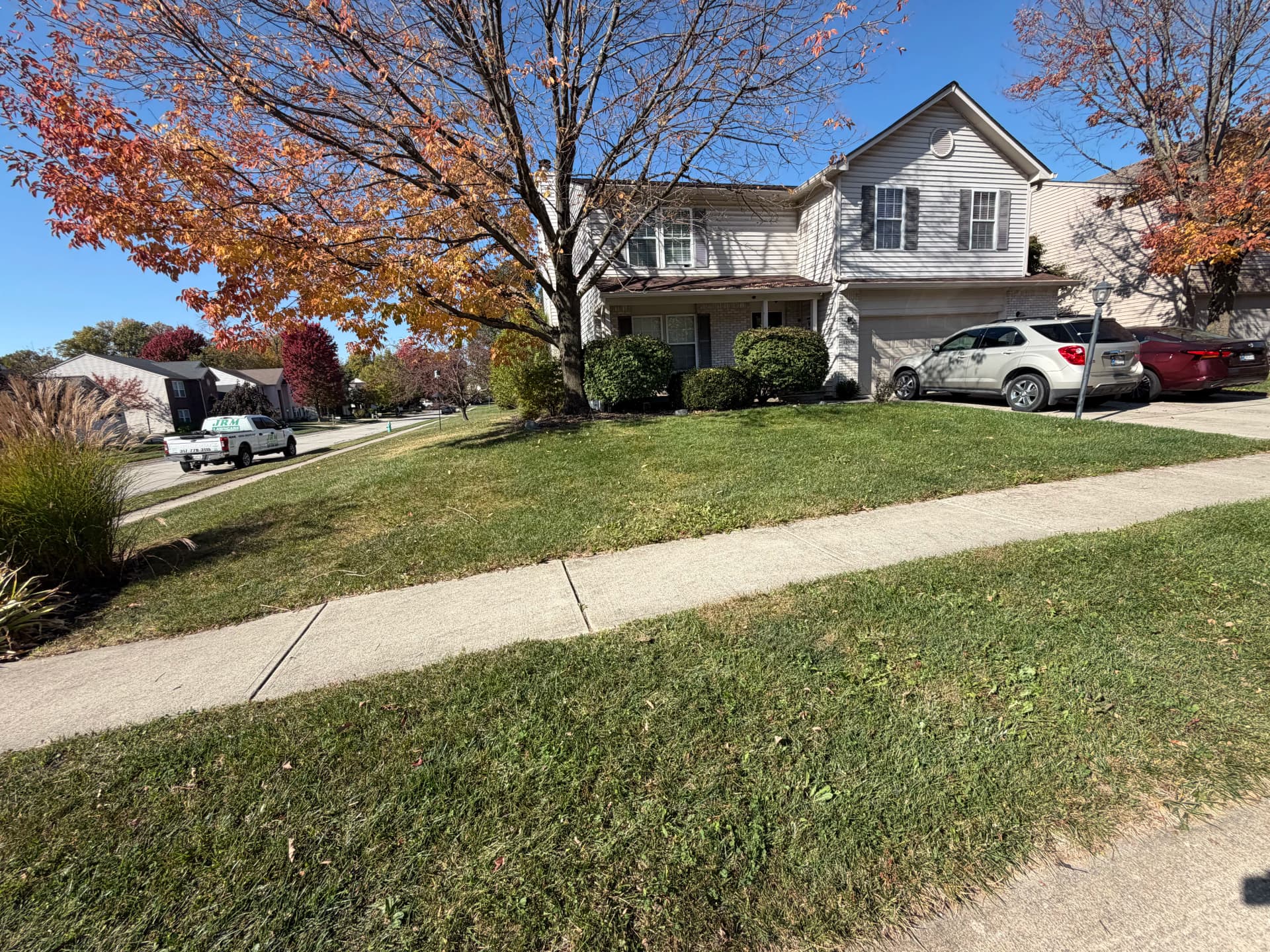 Gallery photos for Leaf Removal Done Right in Hamilton County: Image #3